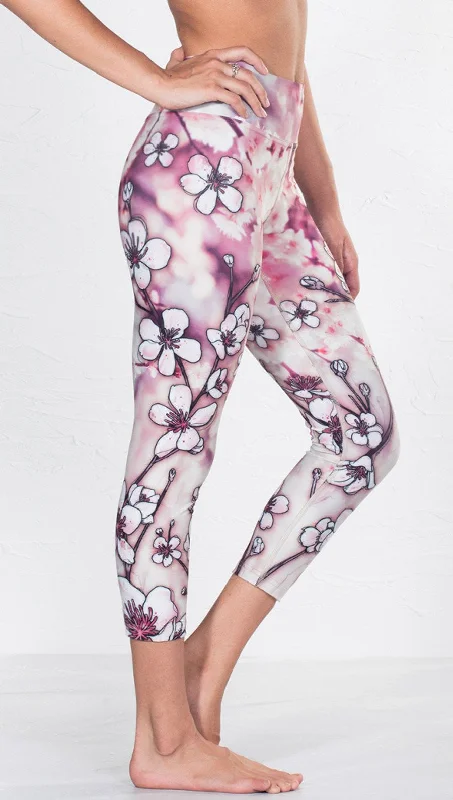 Cherry Blossoms - Triathlon Capri Leggings