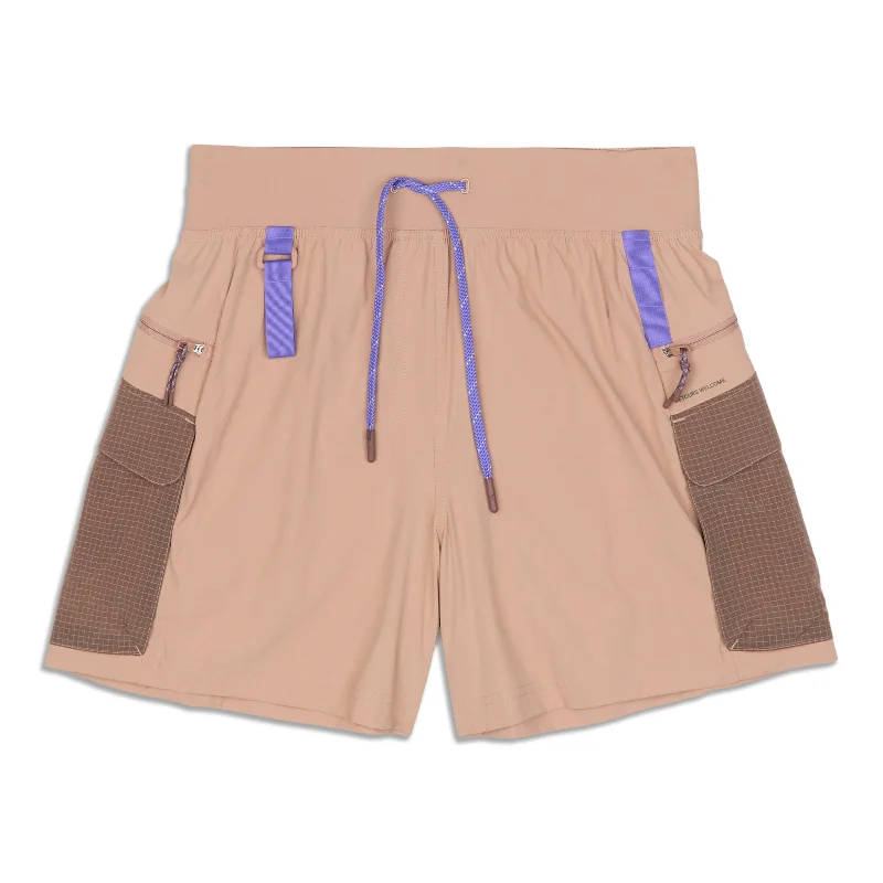 Multi-Pocket Cargo HR Hiking Short - Resale