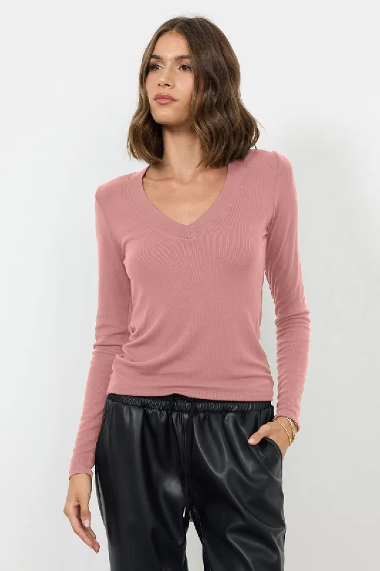 SURINA DEEP V NECK LONG SLEEVE TEE